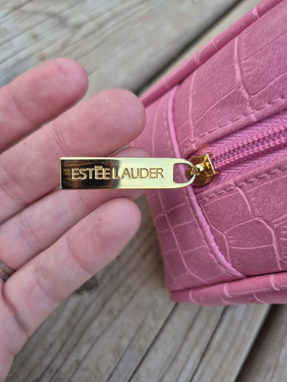 Estée Lauder Pink Faux Croc Top Handle Barrel Bag - Y2K Barbiecore - Picture 4 of 14